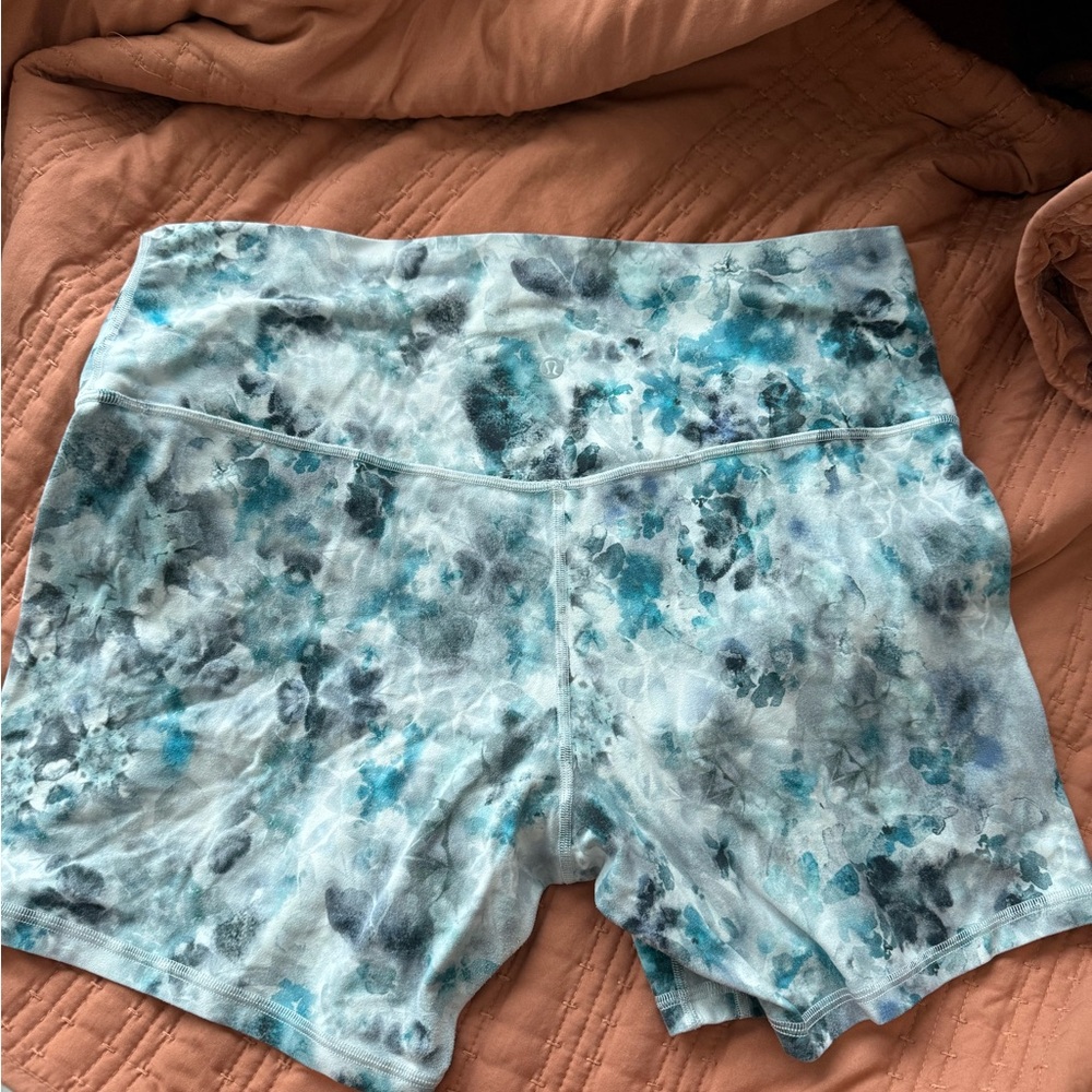 Lululemon Align High-rise Short 6”